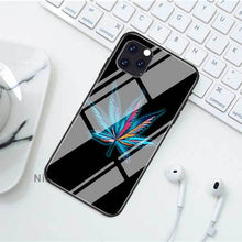 Laad afbeelding in Galerijviewer, <transcy>Plant Bladeren Cannabi Blad Gevallen Voor Iphone 12 Mini 11 Pro X Xs Xr Max 7 8 Plus 6 6S Se 2020 Gehard Glas Cover Telefoon Coque</transcy>