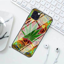 Laad afbeelding in Galerijviewer, &lt;transcy&gt;Plant Bladeren Cannabi Blad Gevallen Voor Iphone 12 Mini 11 Pro X Xs Xr Max 7 8 Plus 6 6S Se 2020 Gehard Glas Cover Telefoon Coque&lt;/transcy&gt;
